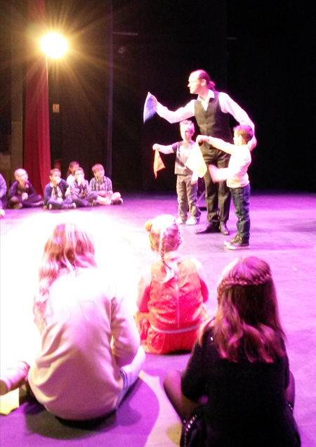 Atelier Enchanteur - Magicien lyon - Rhone Alpes - spectacle - enfant - centre loisirs - mjc - anniversaire - CE